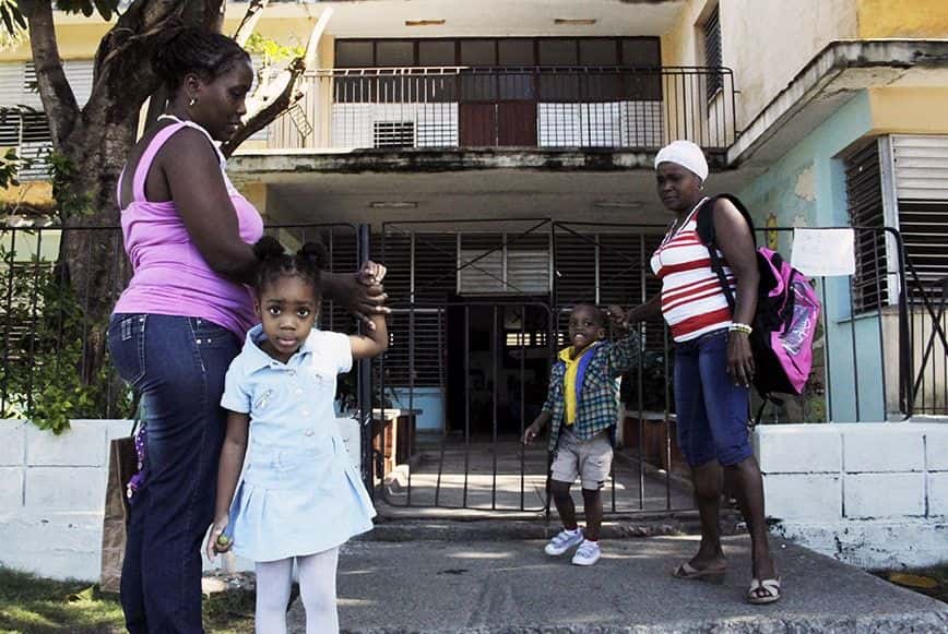 Entrada del Círculo Infantil Granito de Canela en Plaza de la Revolución, La Habana. Foto: Alba León