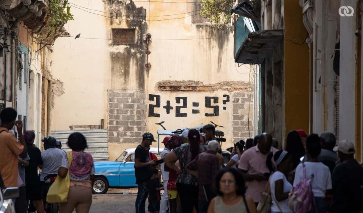 Régimen cubano gestiona la crisis a puerta cerrada: informa por interno y pide silencio