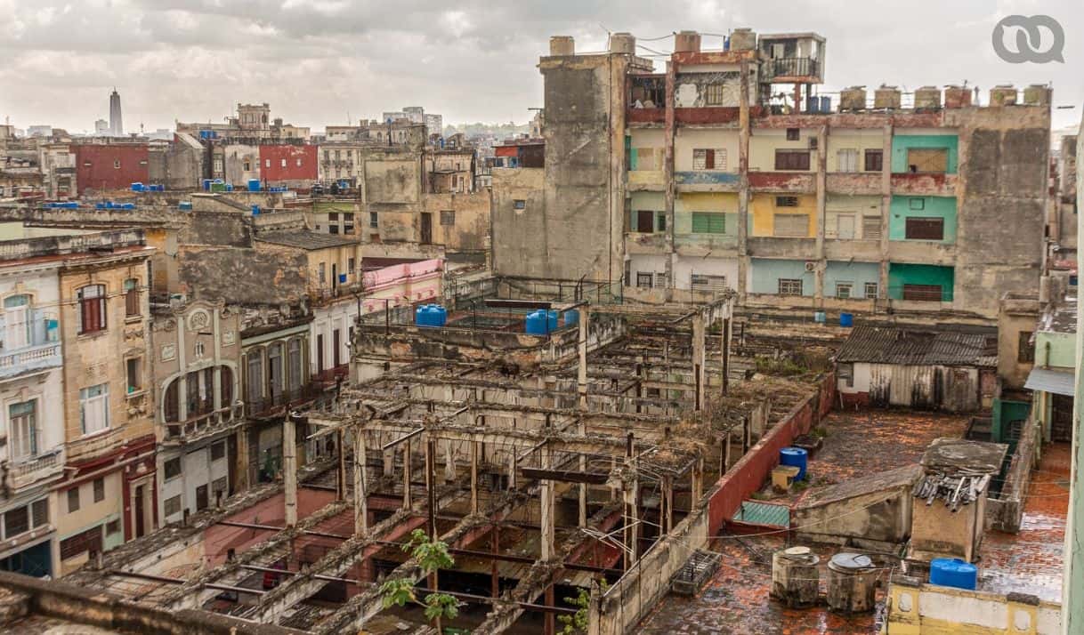    El Ministerio de la Construcción informó en julio de 2025 que el déficit de viviendas en el país asciende a 805 583. Foto: elTOQUE/Archivo. 