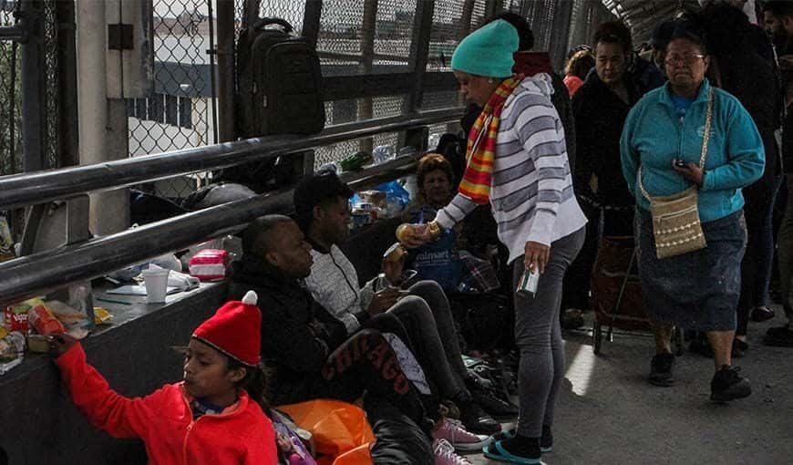 Cubans living on bridges at the US-mexican border