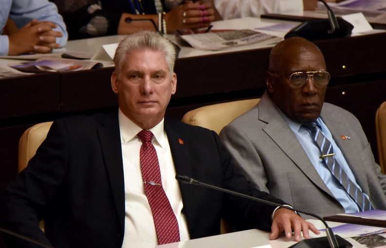 Miguel Díaz-Canel Bermúdez y Salvador Valdés Mesa, presidente y vicepresidente de Cuba. Foto: ACN