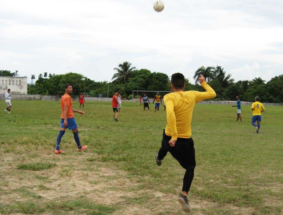Si hay pelota, no se puede jugar