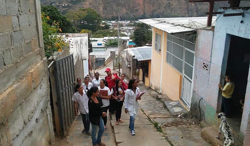 Médicos cubanos en Venezuela. Foto: Tomada del perfil del MINSAP en Twitter.