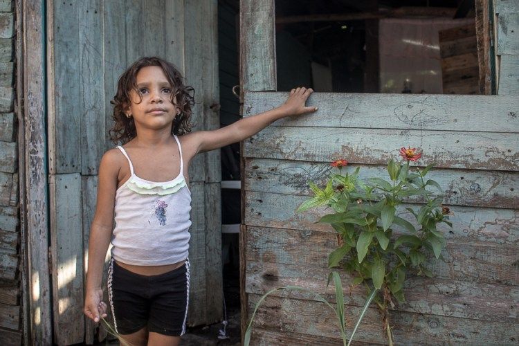 Una de las fotos del reportaje La sangre nunca fue amarilla. Foto: Ismario Rodríguez. Periodismo de Barrio.