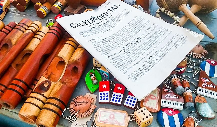 Artistas cubanos solicitan debate ciudadano sobre el Decreto 349