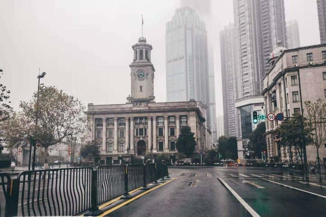 Notas de un cubano en Wuhan. Sin derecho a un beso