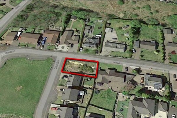 Preview of property Land at 1 Marshall Drive, Falkirk, FK1 2AB