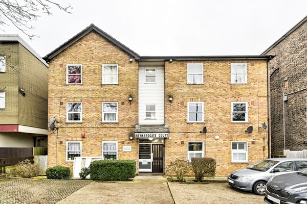 Preview of property Flat 4 Harrowgate Courts 80 Burnt Ash Hill, London, SE12 0HJ