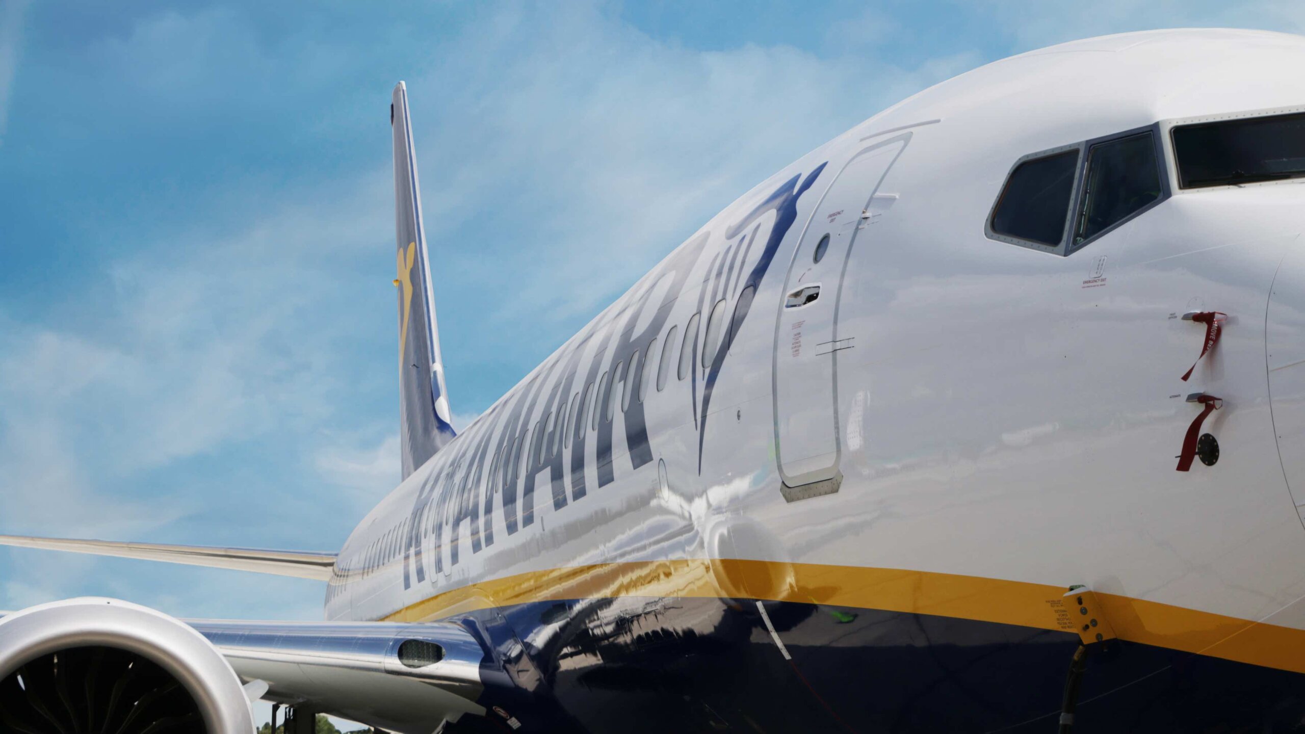 Ryanair Goes Fully Digital: Paper Boarding Passes Scrapped from Tomorrow