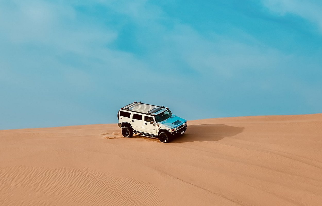 Liwa Safari tour in Hummer car dune bashing Abu Dhabi