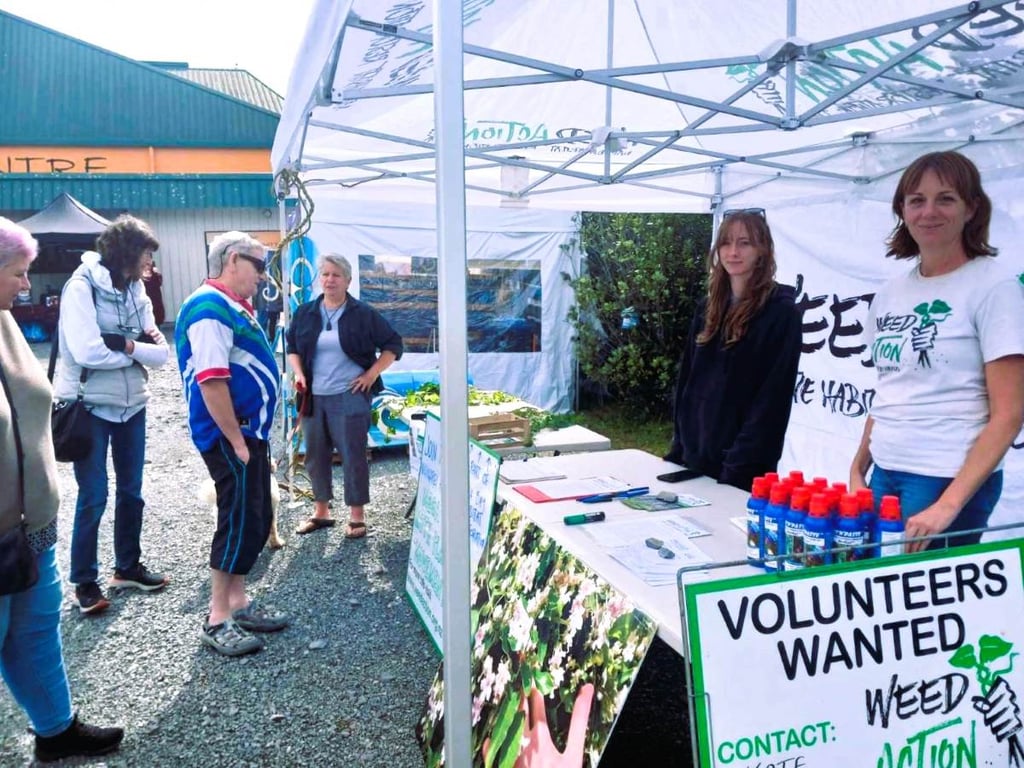 handing out weed gels