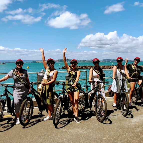 Groups of eRide Waiheke