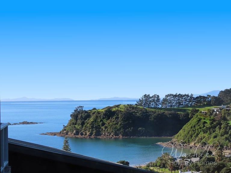 Waiheke Holiday Homes