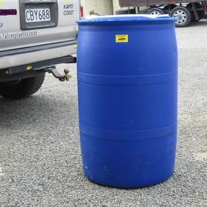 DRUM BARREL 200 LITRE BLUE PLASTIC CLOSED TOP. GRADE 1. FOOD GRADE.
