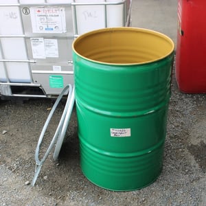 STEEL DRUM. RIBBED 200 LITRE LID & CLAMP TYPE. FOOD GRADE 2