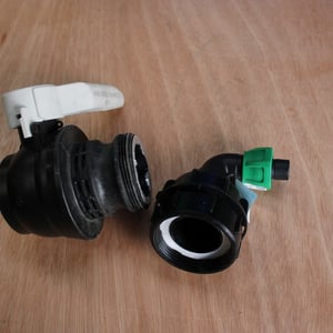 BSP63 IBC CAP + 20mm x 90o HOSE END for CAMLOK VALVES
