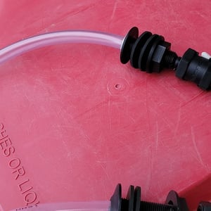 PIGLET WATER FEEDER NIPPLE KIT 15mm.