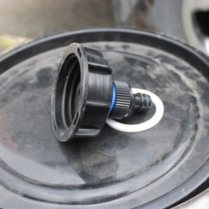 NW50 IBC COARSE THREAD GARDEN HOSE CAP