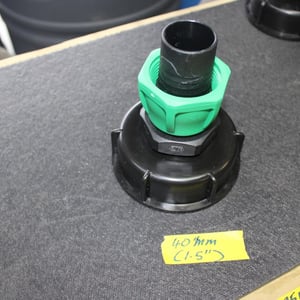 S100 X 8 COARSE IBC THREAD WITH 40MM HOSE CONNECTOR