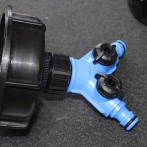 S100 X 8 COARSE THREAD IBC ADAPTOR WITH DOUBLE TAP