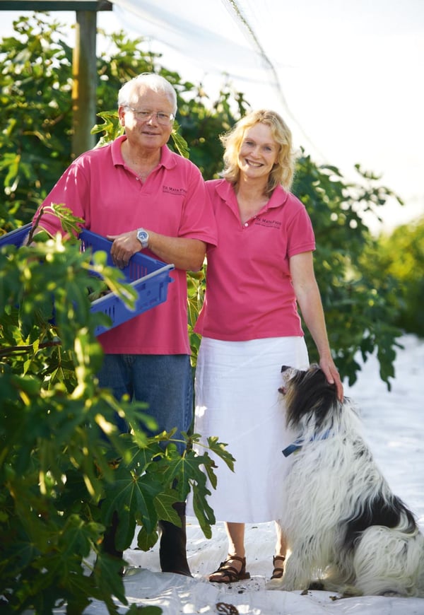 Murray Douglas and Helen Walker