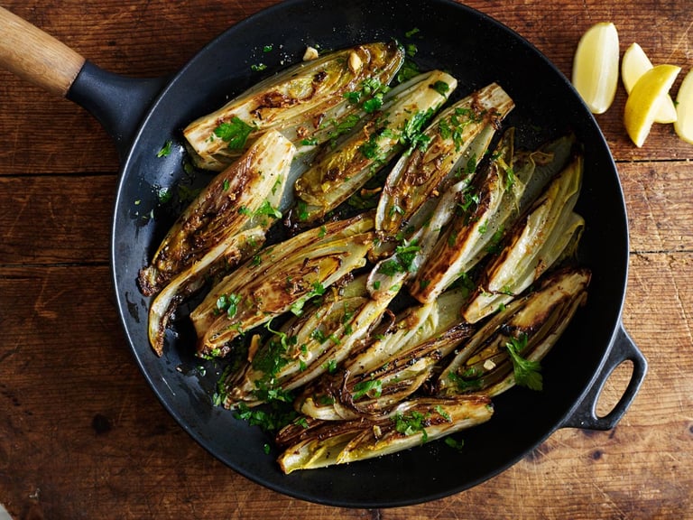 Witloof in the pan
