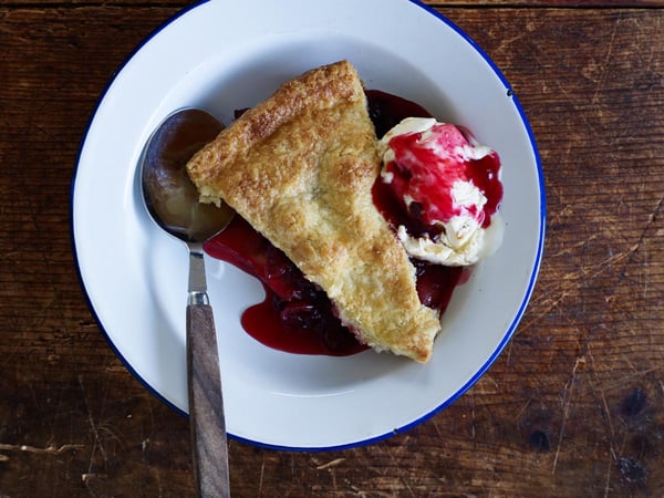 Apple & Cranberry Pie