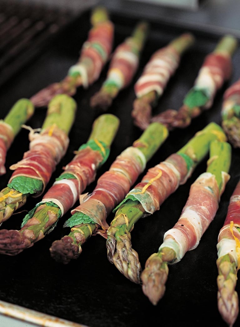 Asparagus wraps