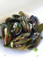 Green-lipped mussels with shallot, white wine & creme fraiche