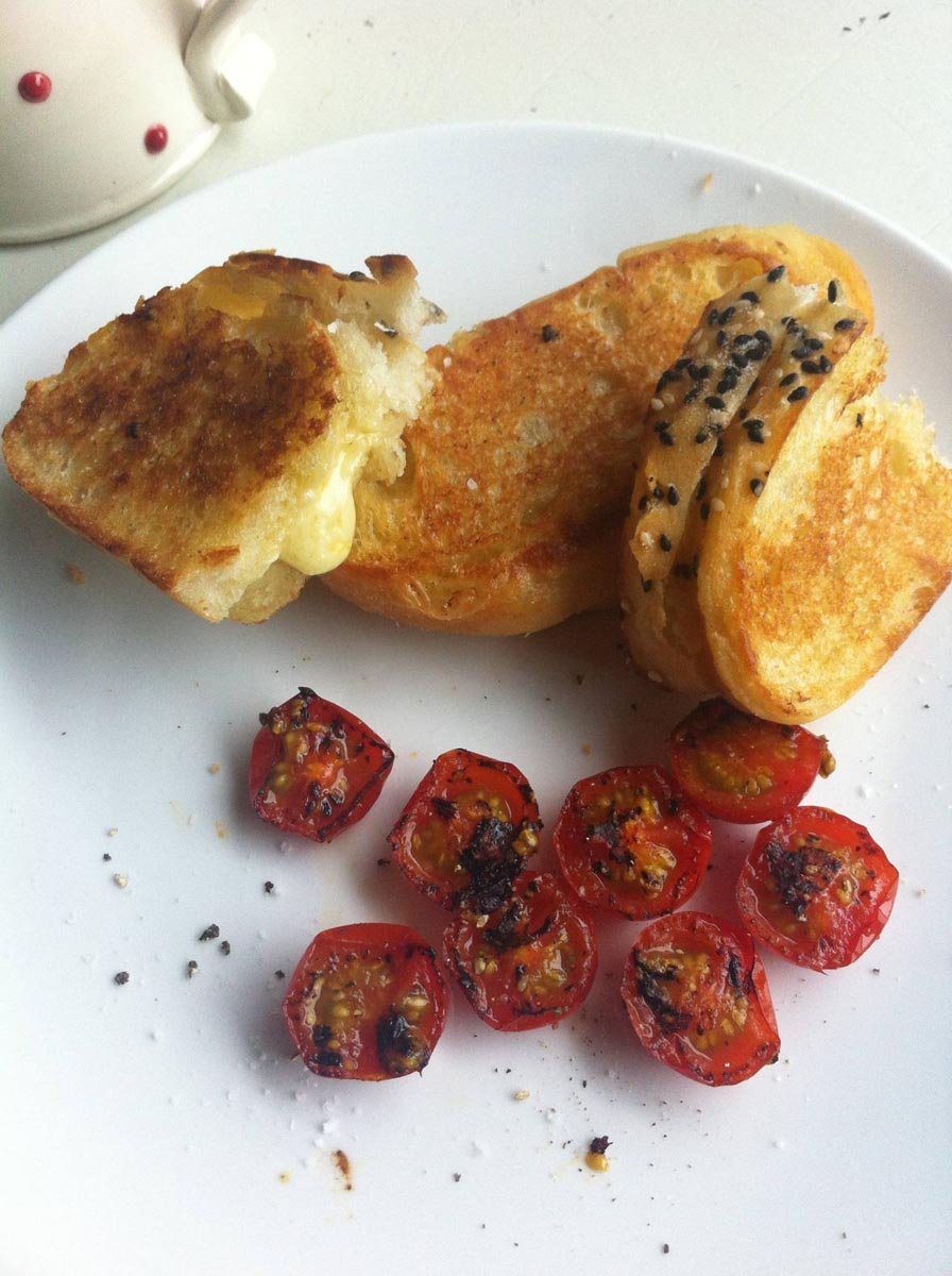 Fried cheese sandwich