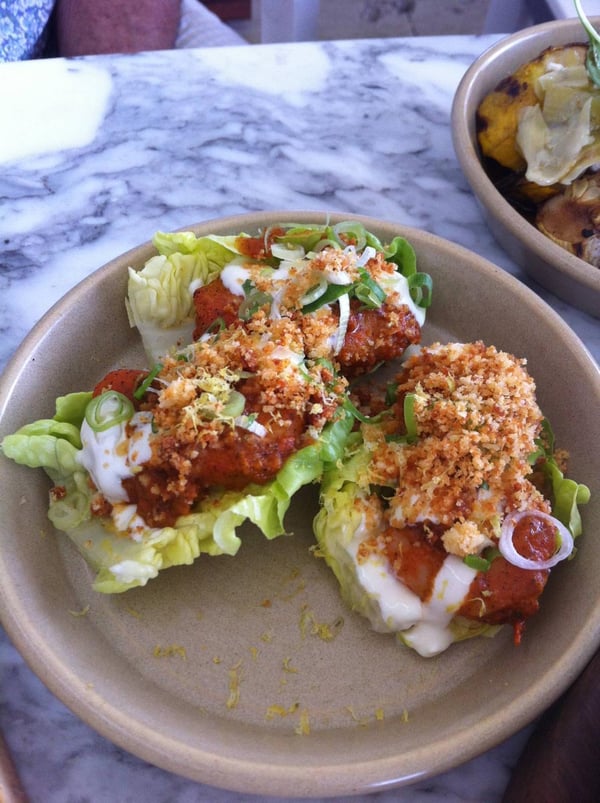 Periperi lettuce cups