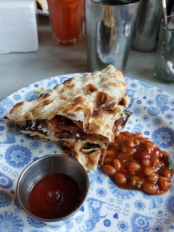 Bacon Naan Roll
