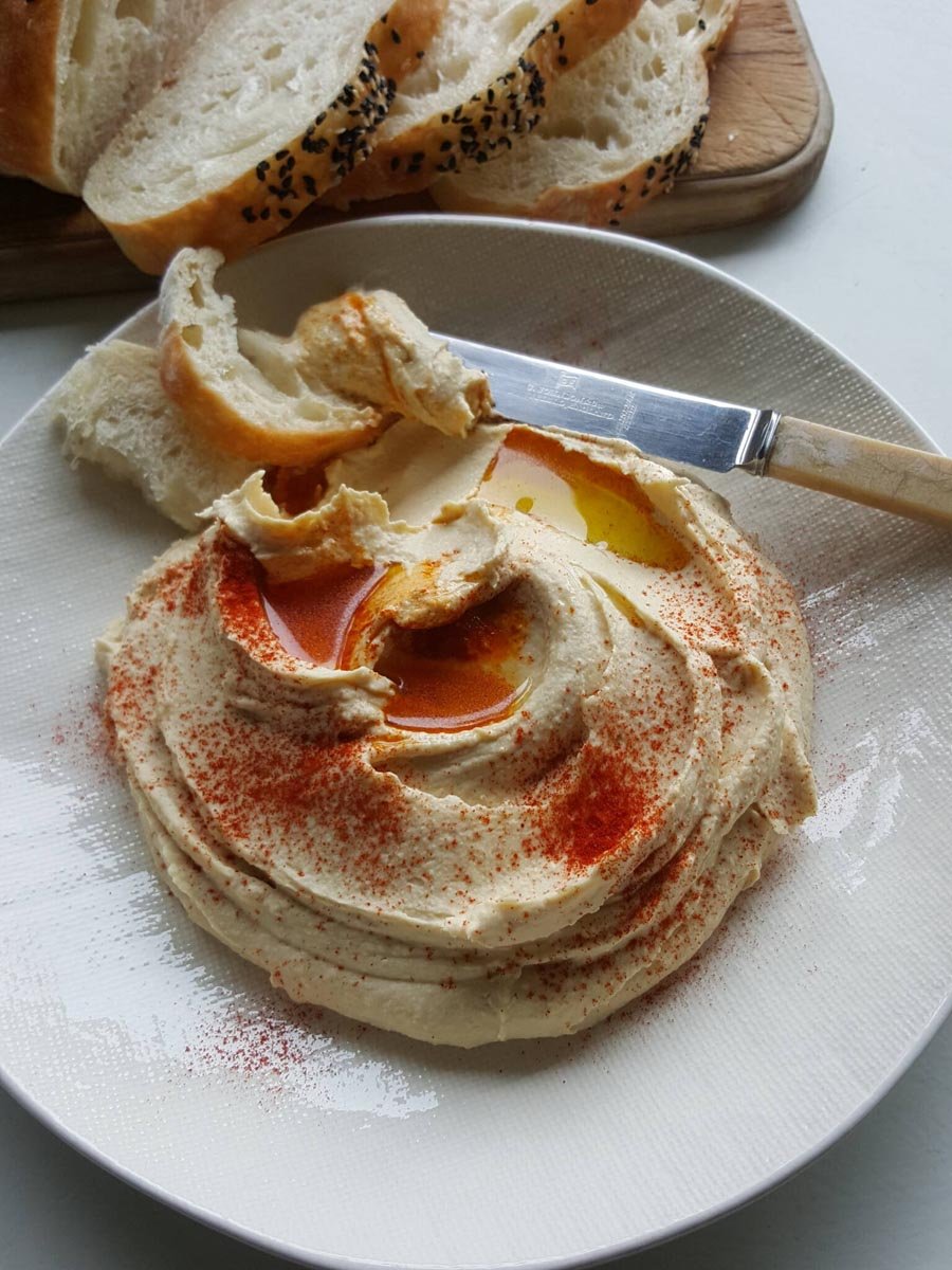 Best-ever creamy hummus