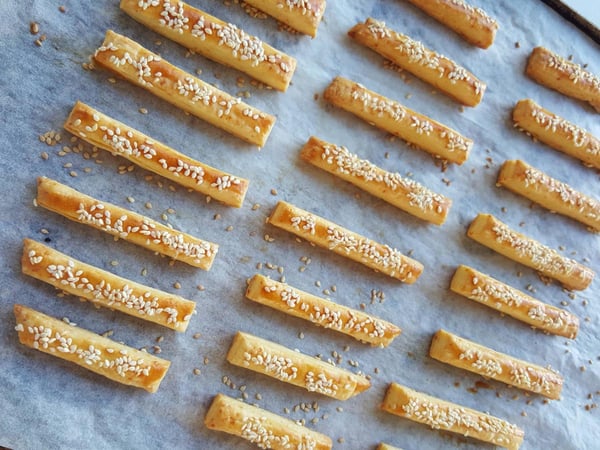 Cheese straws