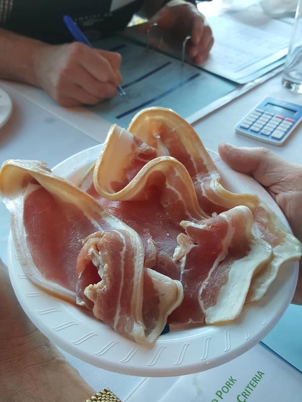 Middle bacon rashers