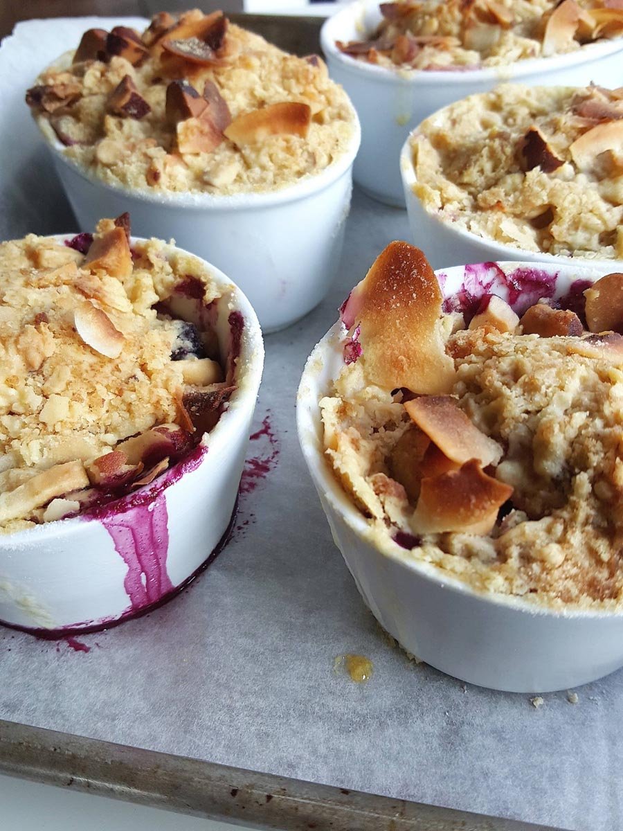 Blueberry Apple Brazil nut crumble