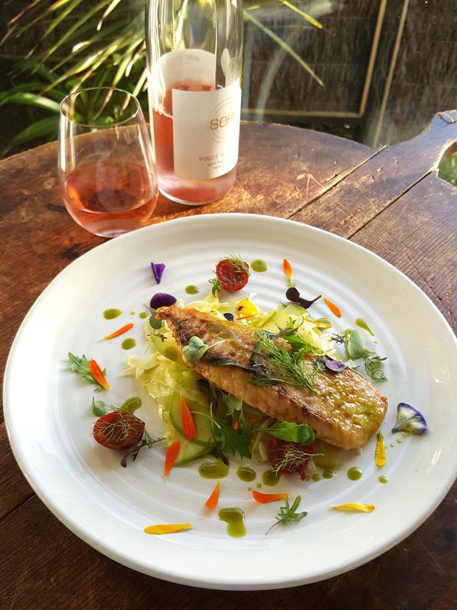 Fish with apple & fennel salad