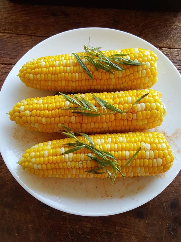 Corn with paprika & tarragon