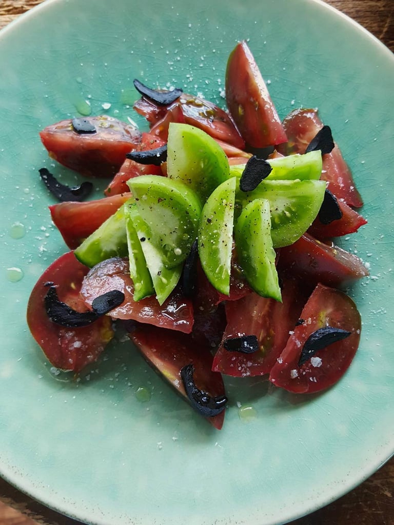 Tomato & black galic salad