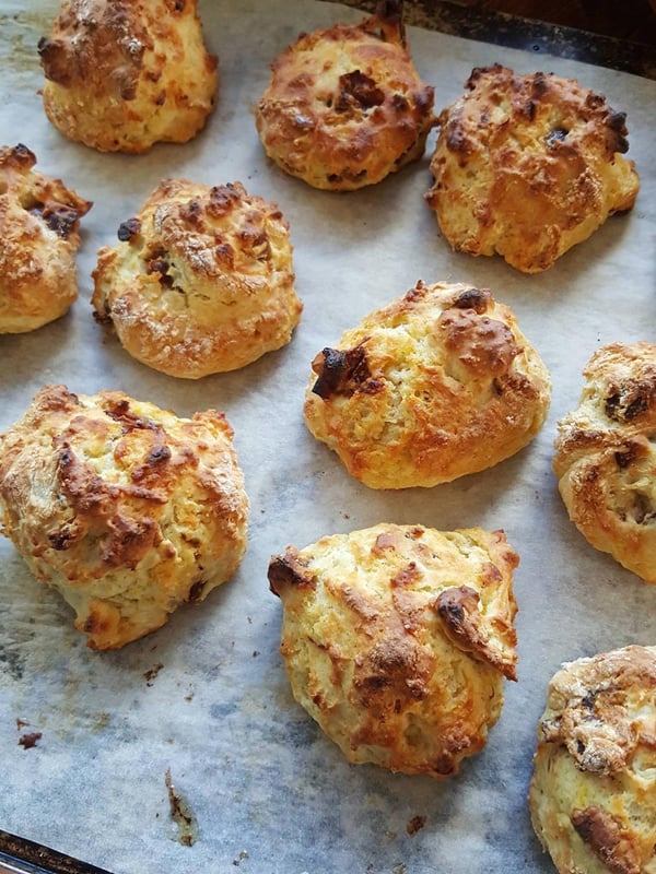 Buttermilk date scones 2