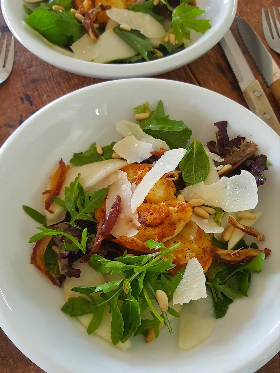 Pear salad with Haloumi 2