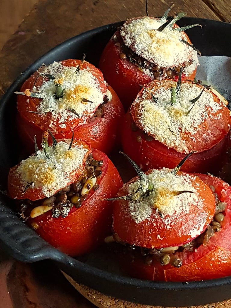 Baked Tomatoes Stuffed with Lentils 3