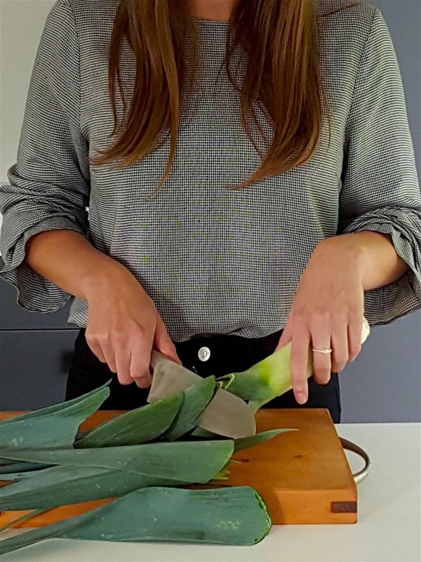 Preparing leeks