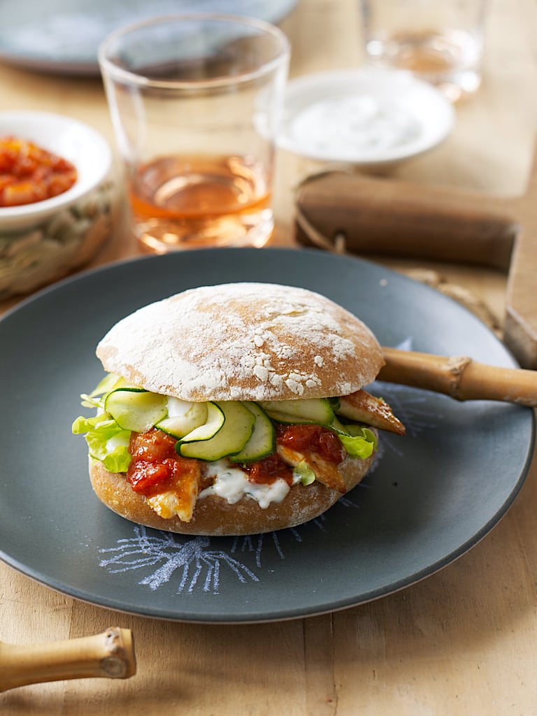chicken burgers with marinated zucchini