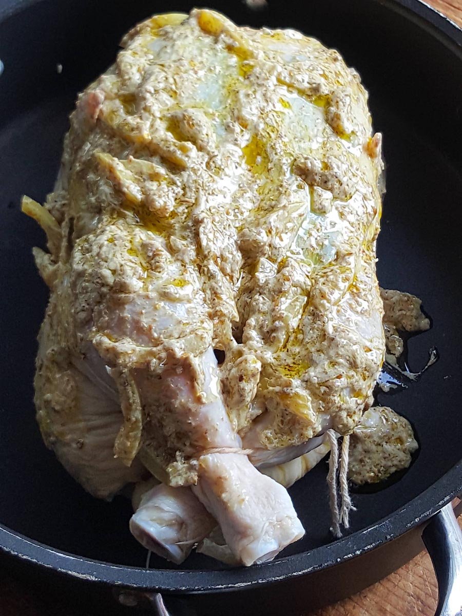 Roast Chicken with Lime Leaves|Kaffir lime leaves flavour chicken breasts|Smother chicken with yoghurt marinade
