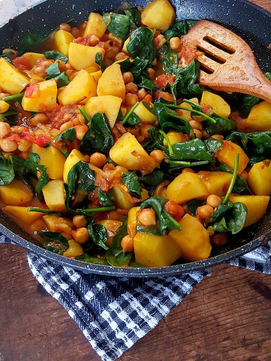 Chickpea, Potato & Spinach Curry