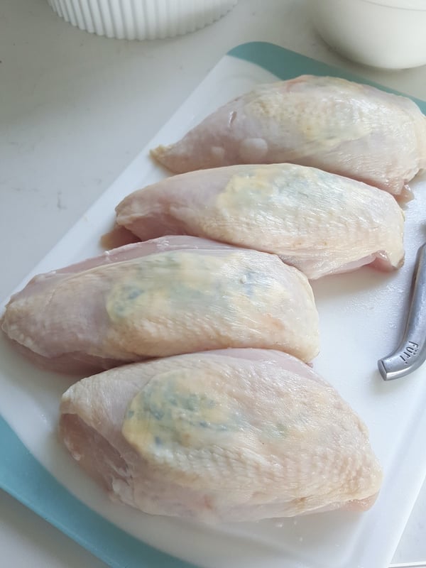 Chicken Breasts with Green Olives