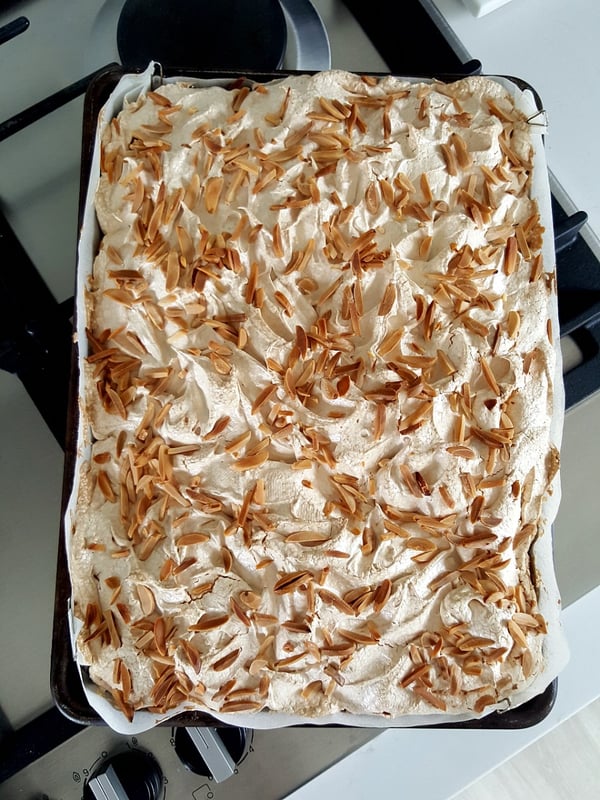 Apricot Meringue Slice