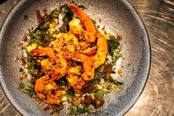 Turmeric Prawns with Lemongrass