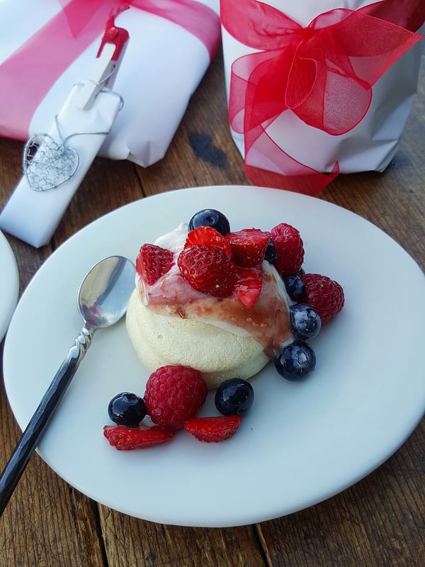 Meringue Nests with Berries